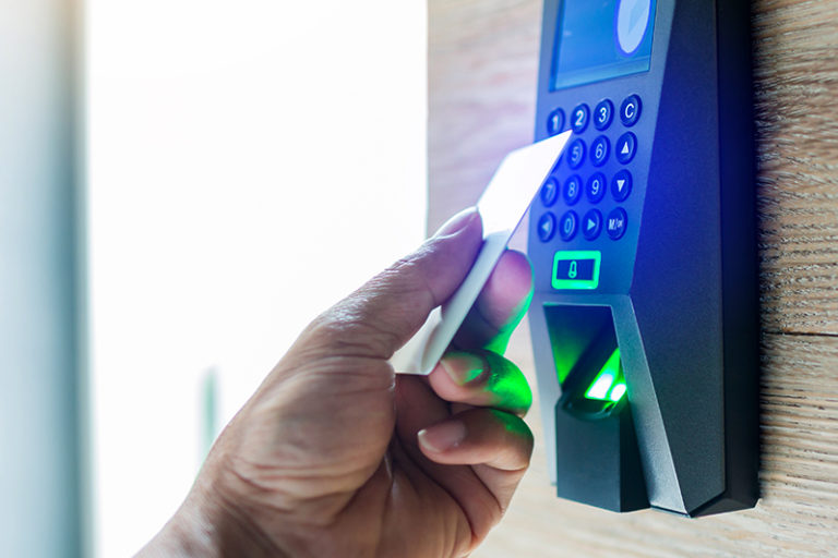Monaco, contrôle d'accès lecteur de badge biométrie bluetooth gestion du personnel, MONACOM